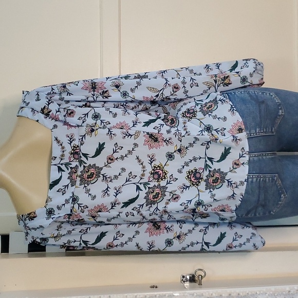 Banana Republic Factory Women’s Blue Floral Print Ruffle Peasant Top Size S - Picture 5 of 10